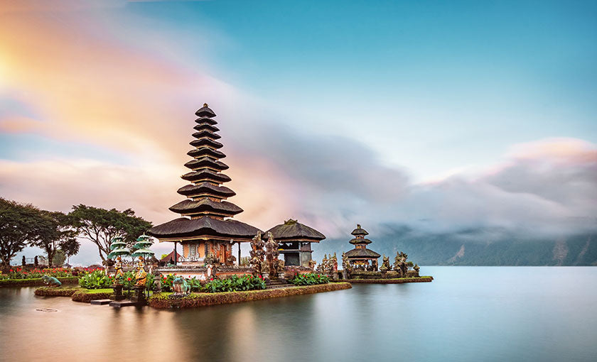 Lesung mit der Palmblattbibliothek auf Bali